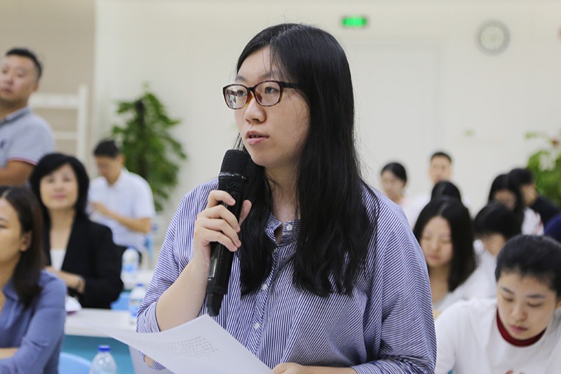 光明日报记者提问