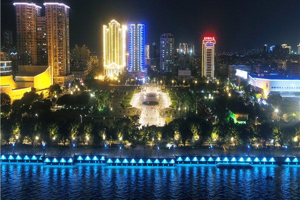 “一湾两岸”景观照明改造提升