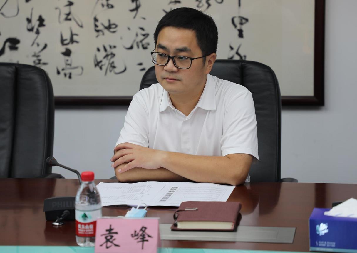 深圳市财政局采购办副主任袁峰